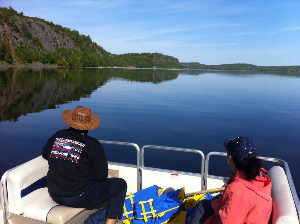 Lake Lauzon Resort Blind River Exterior foto